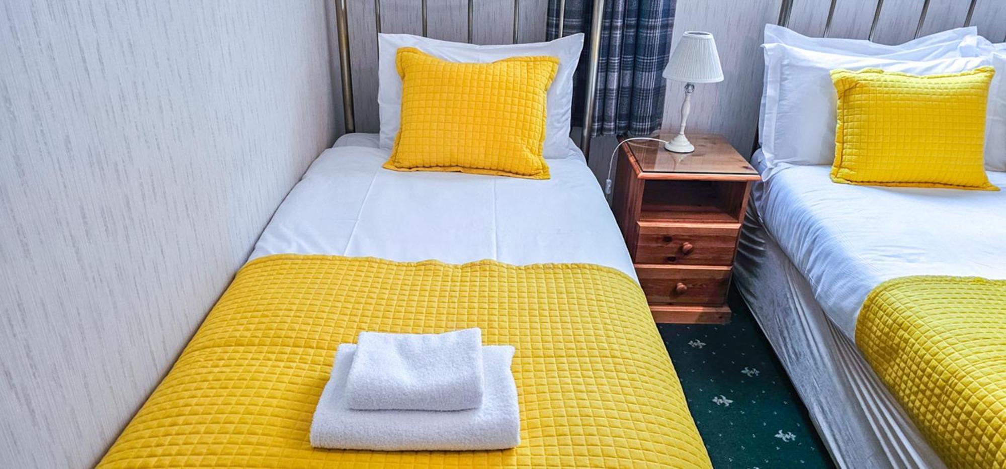 Mystayinn Abermar Guest House Инвернесс Экстерьер фото