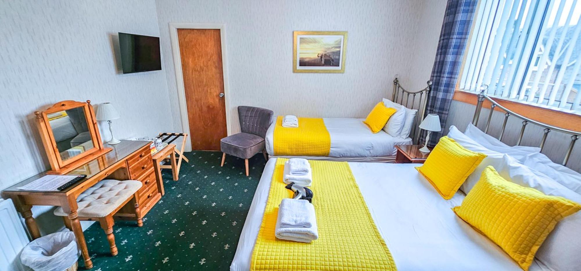 Mystayinn Abermar Guest House Инвернесс Экстерьер фото