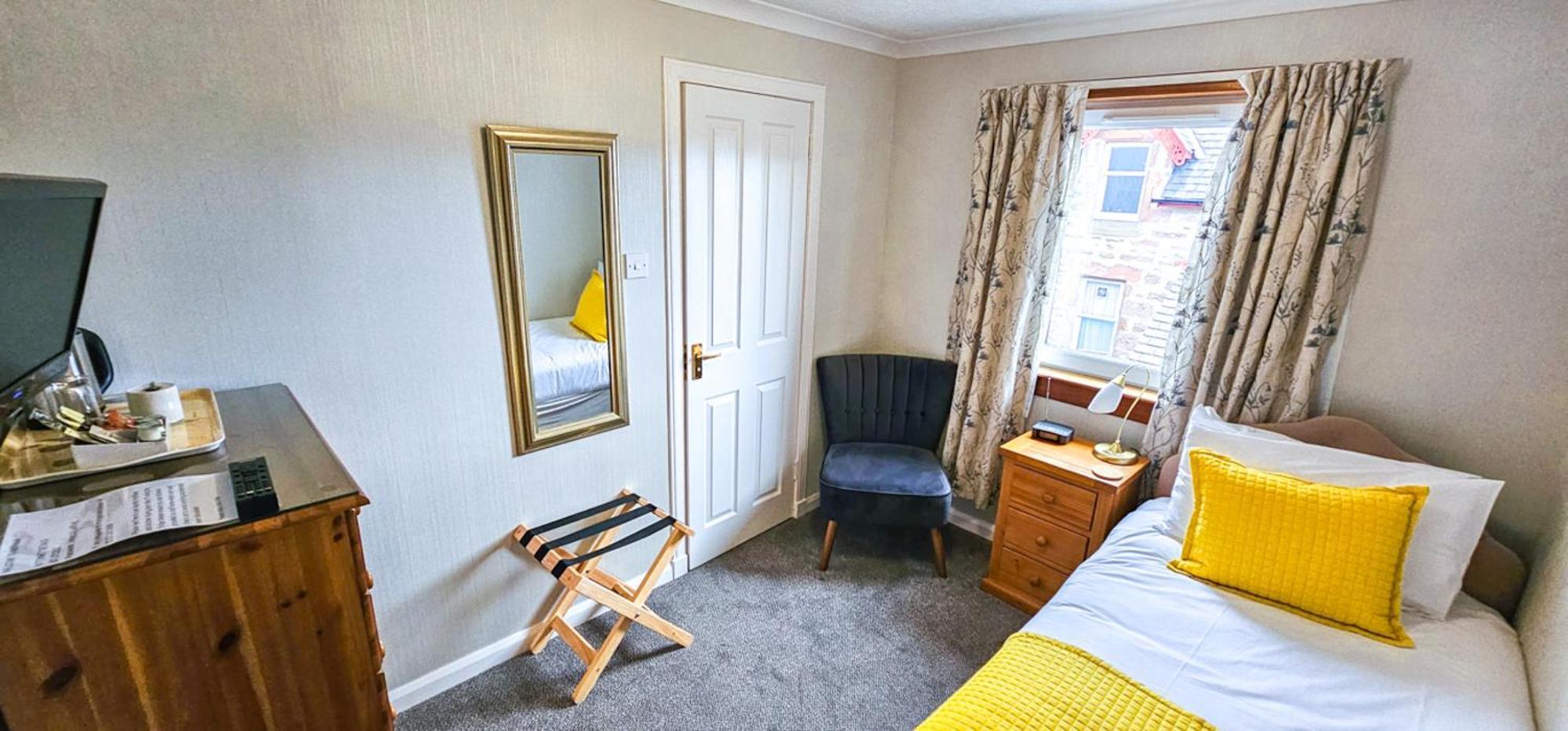 Mystayinn Abermar Guest House Инвернесс Экстерьер фото